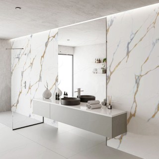 Revestimiento interior blanco con vetas doradas – Panel decorativo